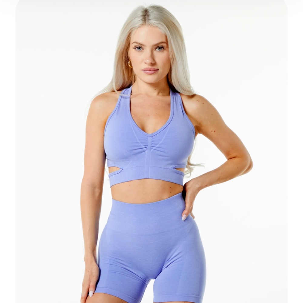 Alphalete new stratus bra in digital violet size XS